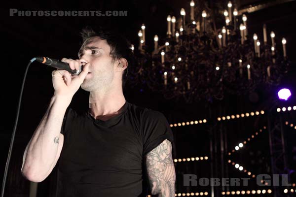 MAROON 5 - 2010-09-14 - PARIS - Hotel Westin - 